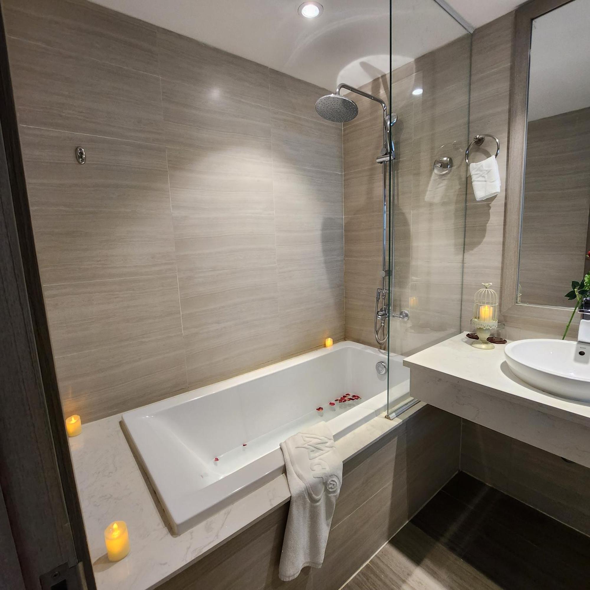 The Mcr Luxury Nha Trang Hotel Eksteriør billede