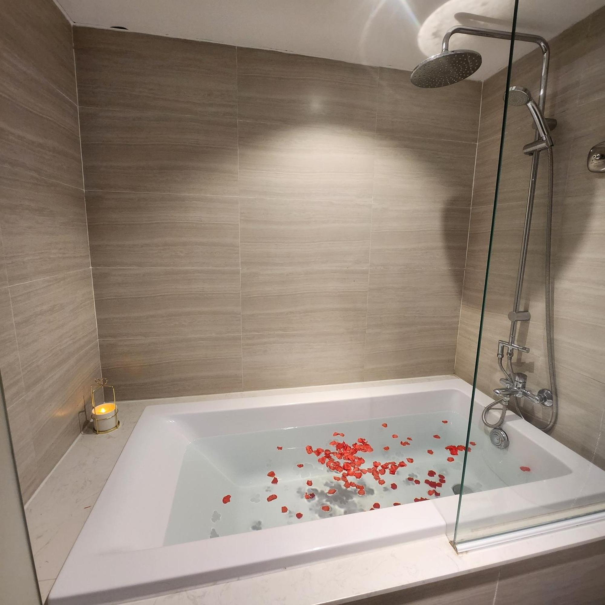 The Mcr Luxury Nha Trang Hotel Eksteriør billede